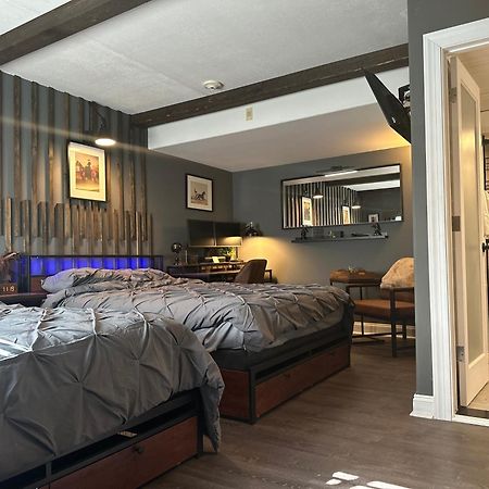 Beautiful Condo Sleeps 4- Only 2 Blocks From Beach Оушън Сити Екстериор снимка