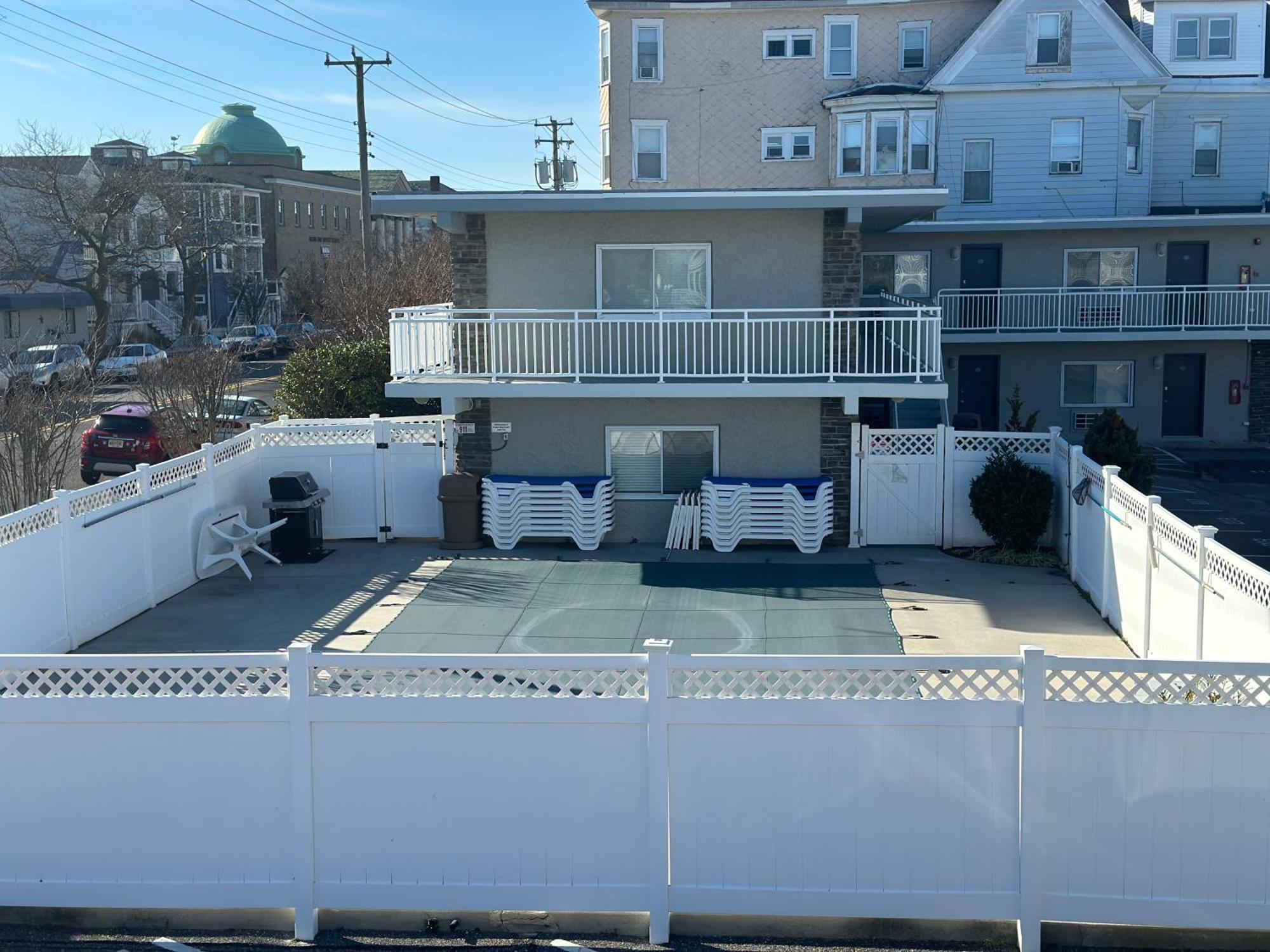 Beautiful Condo Sleeps 4- Only 2 Blocks From Beach Оушън Сити Екстериор снимка